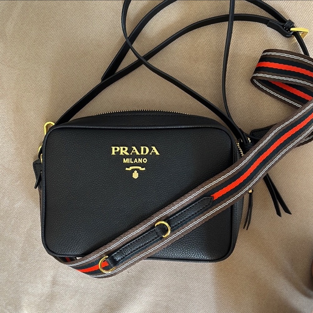 Crossbody with straps